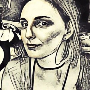 Meet your Posher, Christina